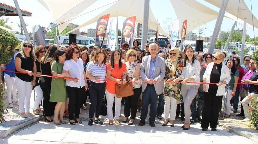 S&ouml;ke&rsquo;de Kadınların El Emekleri Sergilendi