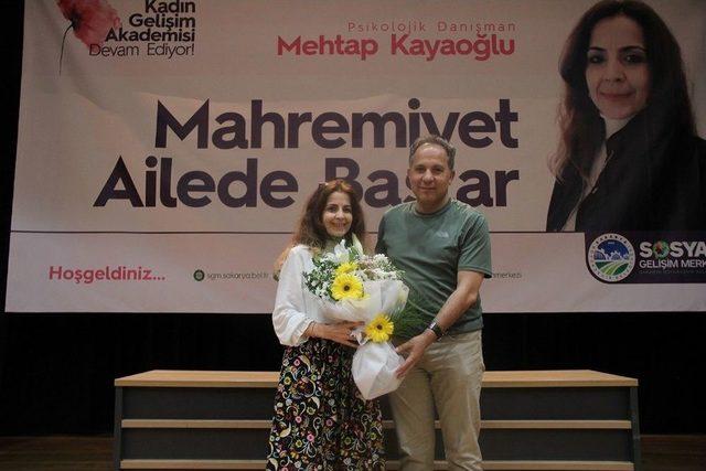 ’mahremiyet Ailede Başlar’ Konferansı Gerçekleşti