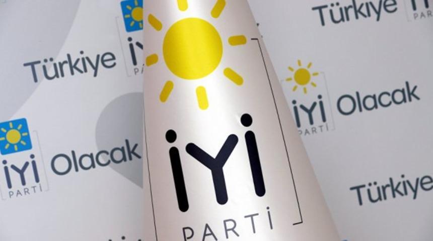 İYİ Parti Yalova Teşkilatı toplu olarak istifa etti