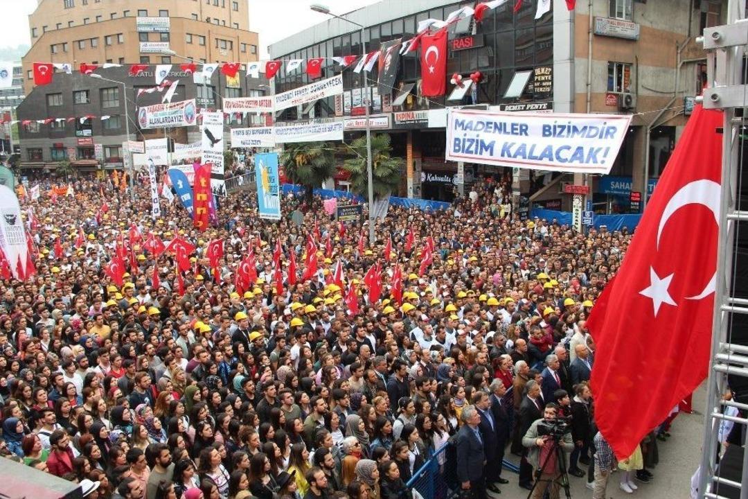Demirci’den 1 Mayıs Teşekkürü