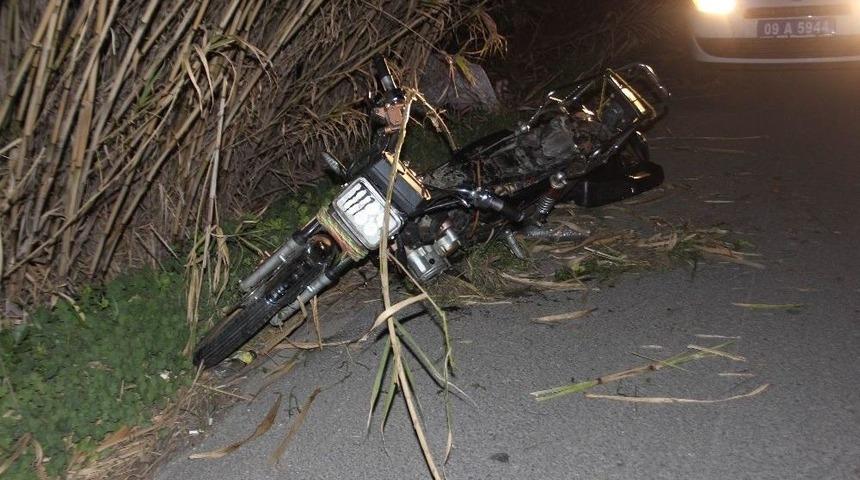 Kazazedelerin Biri Hastaneye Kaldırılırken Diğeri Ka&ccedil;tı