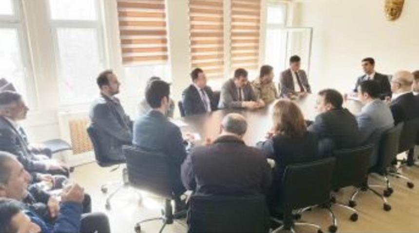 &Ccedil;emişgezek&rsquo;te İdareciler Bir Araya Geldi