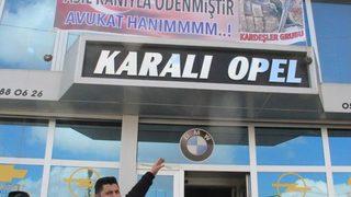 Yedek Parçacıdan Afrin Şehidini İcraya Veren Avukata Pankartlı Tepki