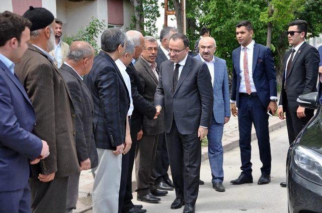 Başbakan Yardımcısı Bozdağ, Yozgat’ta Cenaze Törenine Katıldı