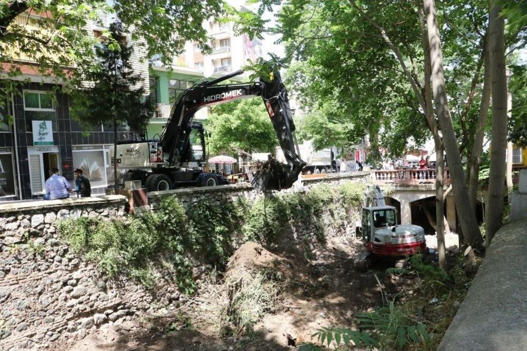 &Ccedil;aybaşı Deresi&rsquo;ne İş Makineleri İndi, Beklenen &Ccedil;alışma Başladı