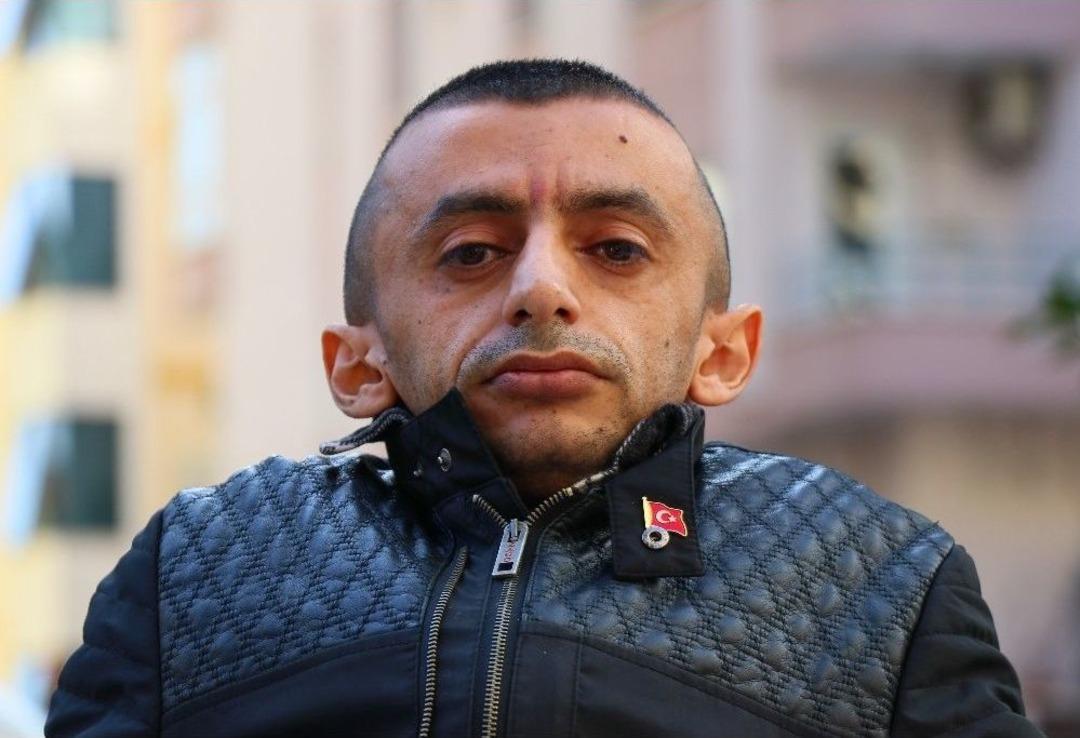 Adanalı Gencin Aşkına Mesafe Engeli