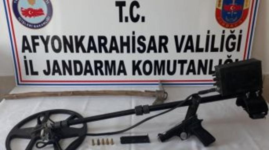 Kaçak Kazı Yapan Bir Kişi Suçüstü Yakalandı