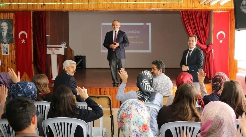 Başkan Öztürk’ten Gençlere Altın Nasihatlar