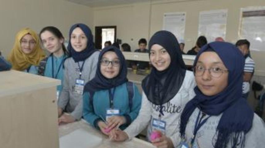 Km&uuml;&rsquo;de &Ccedil;ocuk &Uuml;niversitesi