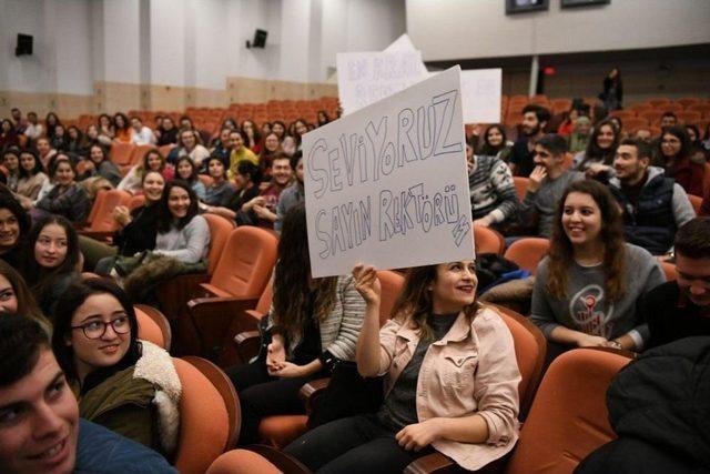 Egeli Gençlerden, Rektör Prof. Dr. Necdet Budak’a Sürpriz