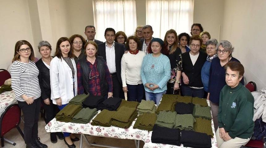 Antalyalı Kadınlardan Mehmet&ccedil;iğe Boyunluk