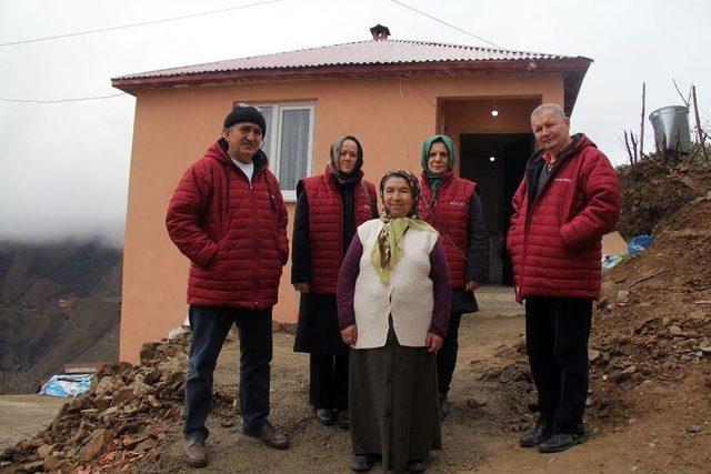 Deniz Yıldızı Derneği Ev Sahibi Yapmayı Sürdürüyor