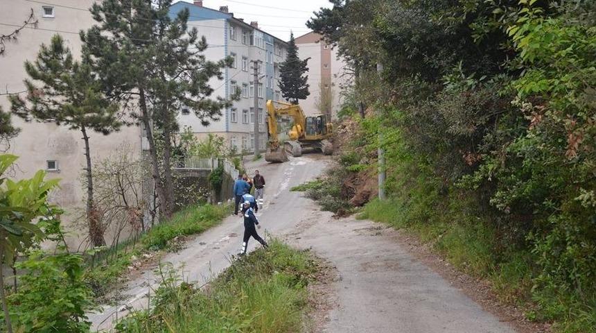 Başkan Tekin, Sahil Aile Parkında &Ccedil;alışmaları İnceledi