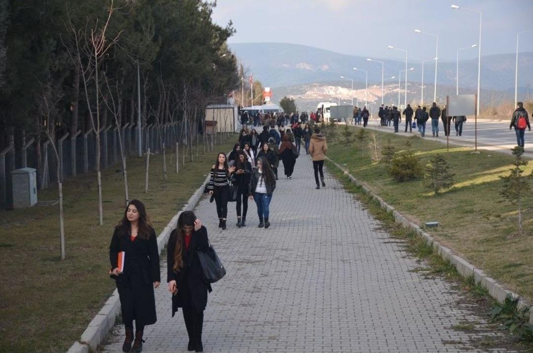 25 Kuruşluk Zam İ&ccedil;in 5 Kilometre Y&uuml;r&uuml;d&uuml;ler
