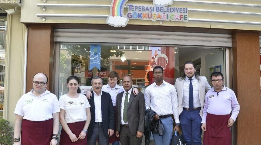 Başkan Ata&ccedil;, K&uuml;ba B&uuml;y&uuml;kel&ccedil;isi Nunez&rsquo;i Ağırladı