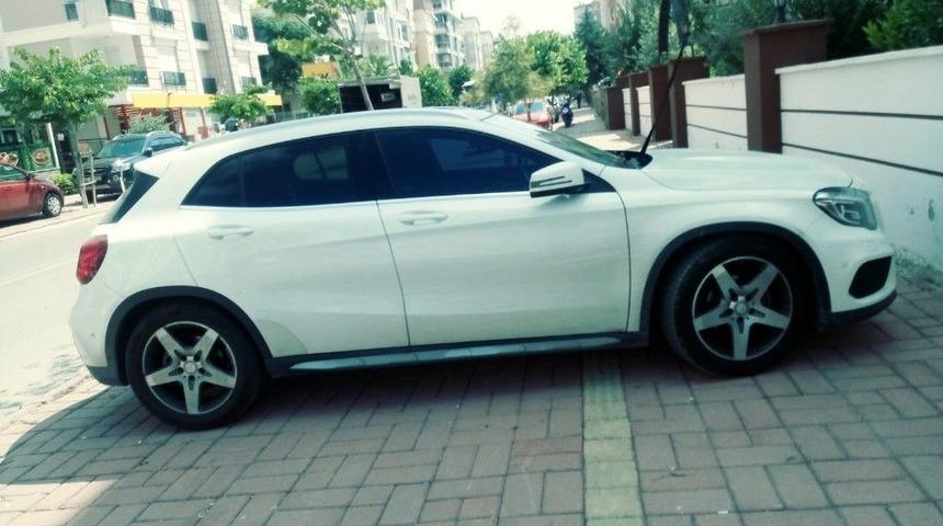 Antalya&rsquo;da Sosyal Medyadan Yapılan İhbarla 15 Araca İşlem