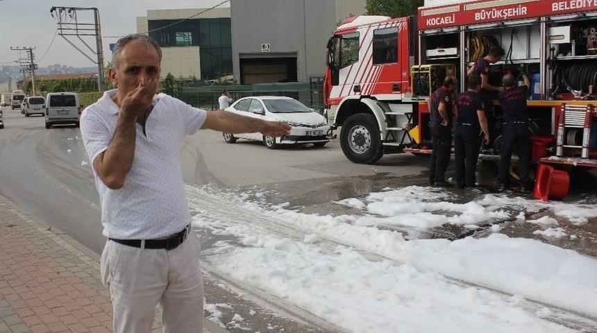 4 G&uuml;nd&uuml;r Mahalleyi Saran Koku İnsanları Evlerine Hapsetti