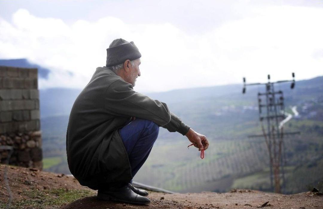 Sınırda K&ouml;yl&uuml;ler Bombardımanı İzliyor