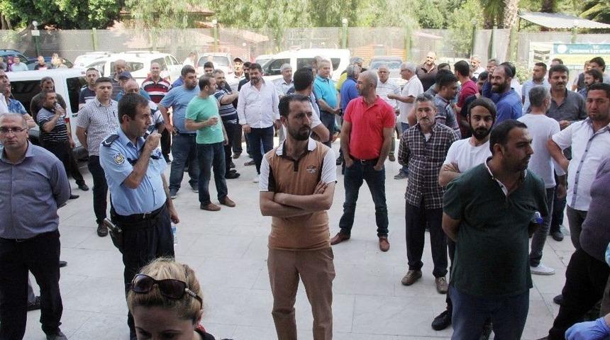 Oda B&uuml;t&ccedil;e Toplantısında Kavga: 3 Yaralı