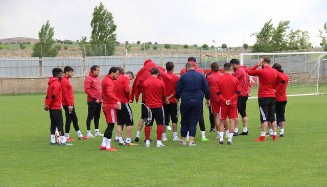 Elazığspor, Ligi Galibiyetle Tamamlamak İstiyor