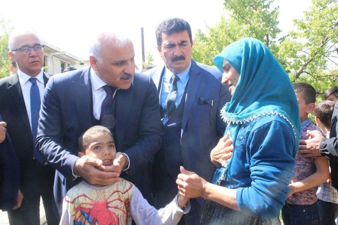 Vali Zorluoğlu Hacıbekir Mahallesi Halkıyla Bir Araya Geldi