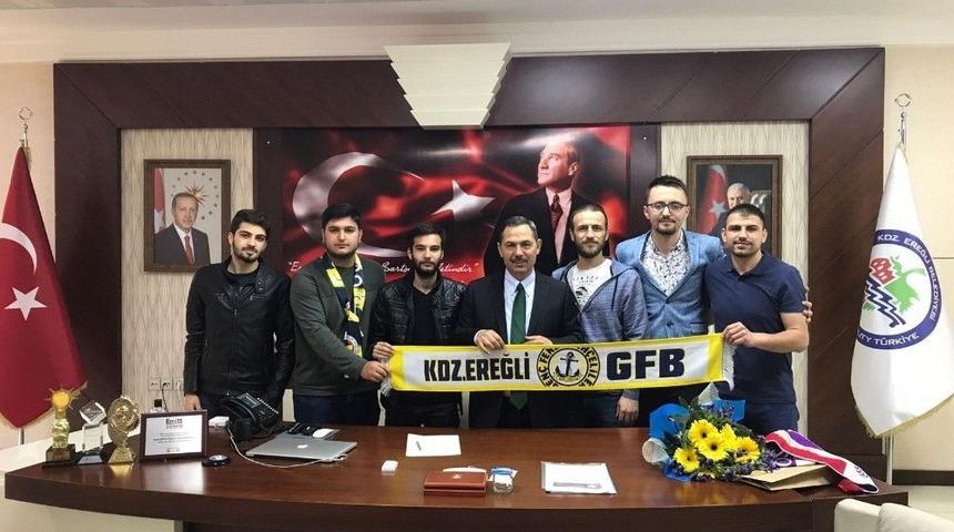 Genç Fenerbahçeliler Başkan Uysal’ı Ziyaret Etti