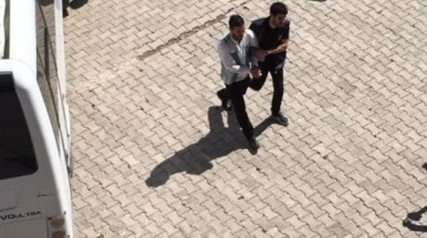 Patnos&rsquo;ta Se&ccedil;im Sonrası Taşkınlık Yapan 14 Kişi Adliyeye Sevk Edildi