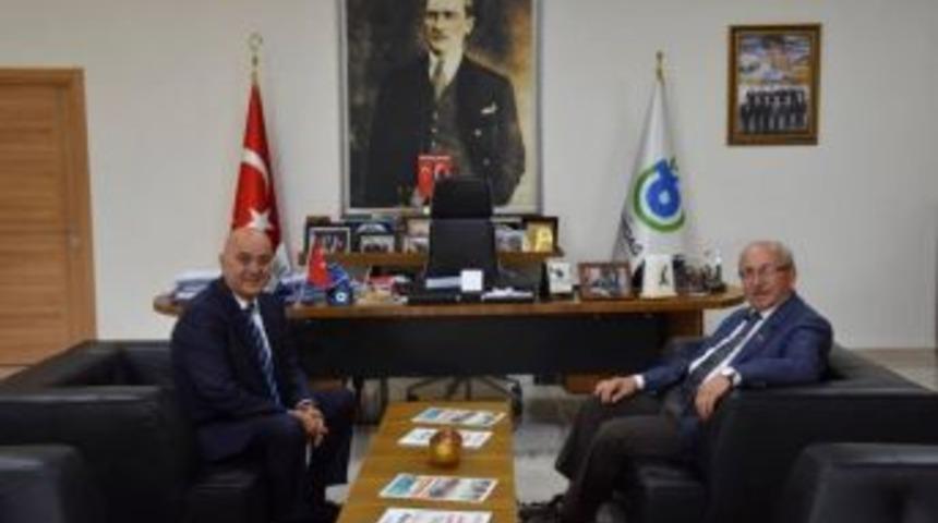 Başkan Albayrak, B&uuml;y&uuml;kel&ccedil;i Vural&rsquo;ı Ağırladı