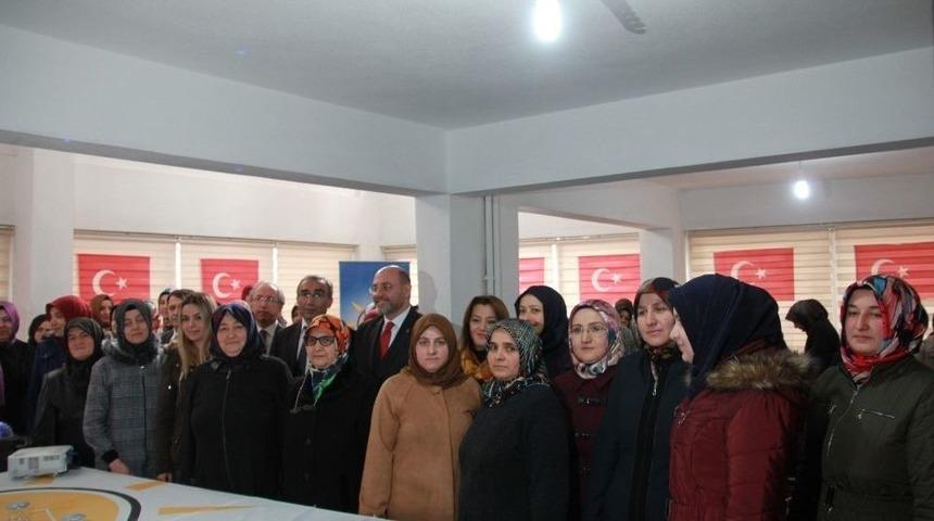 Domani&ccedil; Ak Parti İl&ccedil;e Kadın Kolları Başkanlığı&rsquo;na Erg&uuml;l Yiğit Se&ccedil;ildi