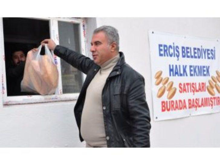 Erciş Belediyesi Halk Ekmeği Satış Noktalarını Arttırdı