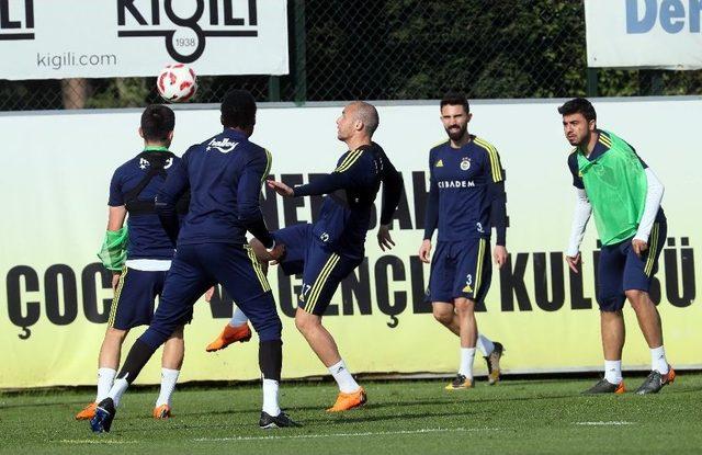 Fenerbahçe, Beşiktaş Maçı Hazırlıklarını Tamamladı