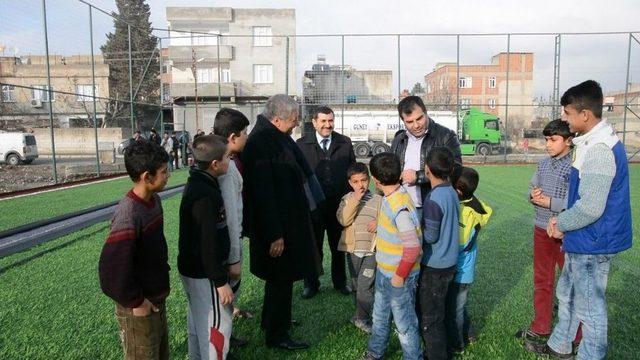 Pınarbaşı’ndan Her Mahalleye Bir Halı Saha