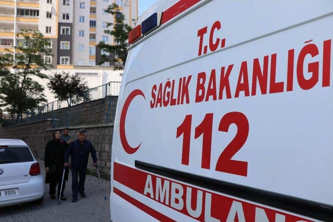 İl Sağlık M&uuml;d&uuml;rl&uuml;ğ&uuml;&rsquo;n&uuml;n Kurduğu &lsquo;whatsapp Şikayet Hattı&rsquo; İlk Meyvelerini Verdi