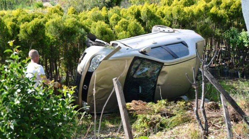 Biga&rsquo;da Otomobil Devrildi: 1 Yaralı