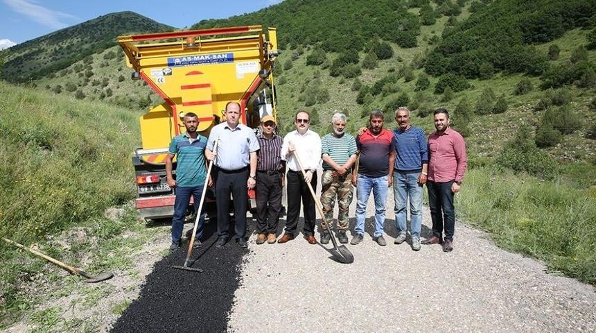 Vali Pehlivan Yol Bakım Onarım &Ccedil;alışmalarını Yerinde İnceledi