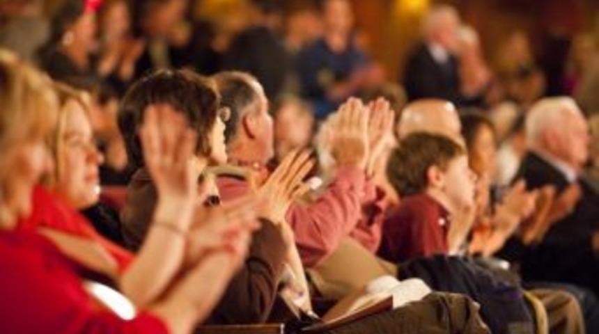 Sinema Ve Tiyatroya Olan İlgi Artıyor