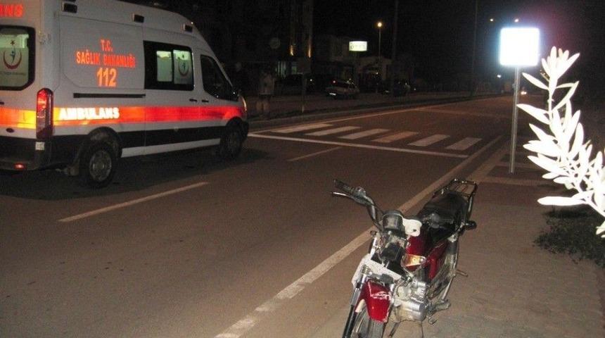 &Ccedil;anakkale&rsquo;de Trafik Kazası: 1 Yaralı