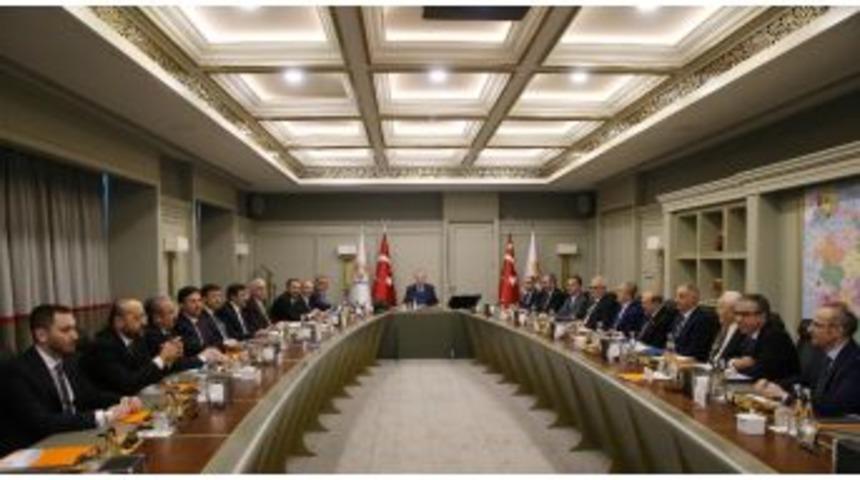 Cumhurbaşkanı Erdoğan, Uyum Komisyonu &Uuml;yeleriyle Bir Araya Geldi