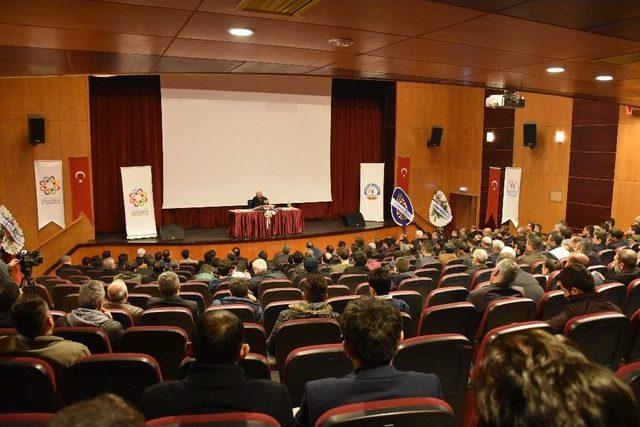 Kahta’da ‘kendini Yetiştirmek’ Konulu Konferansa Yoğun İlgi