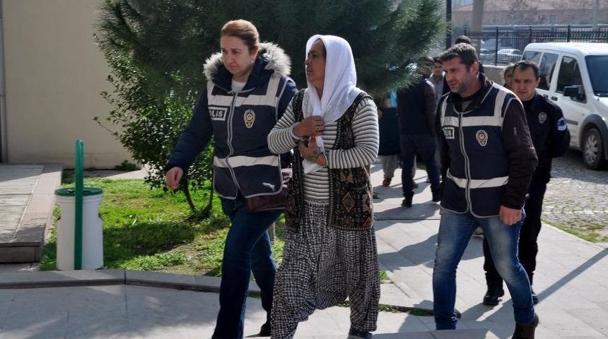 Karacabey&rsquo;de Zehir Tacirleri Yakalandı