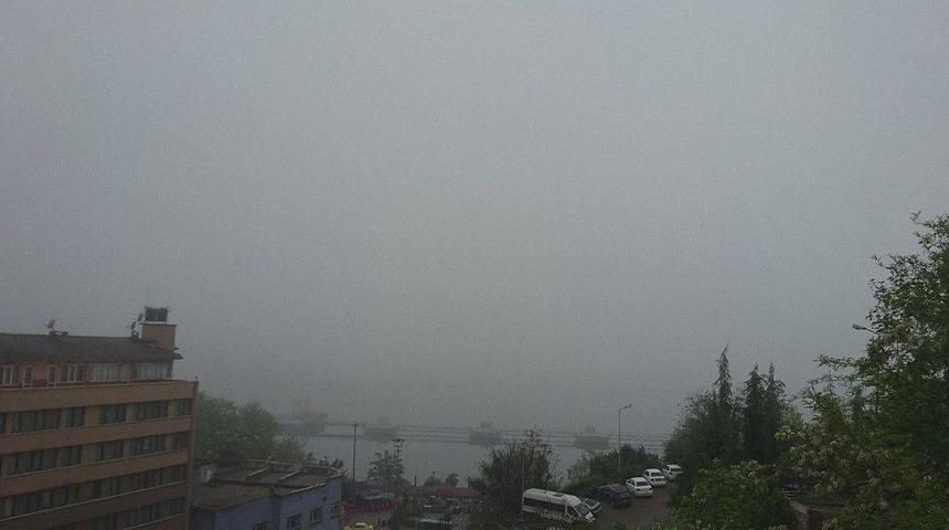 Zonguldak Sis Altında Kaldı