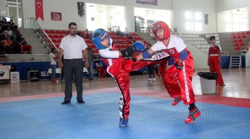Hatay&rsquo;da Kick Boks İl Şampiyonası Yapıldı