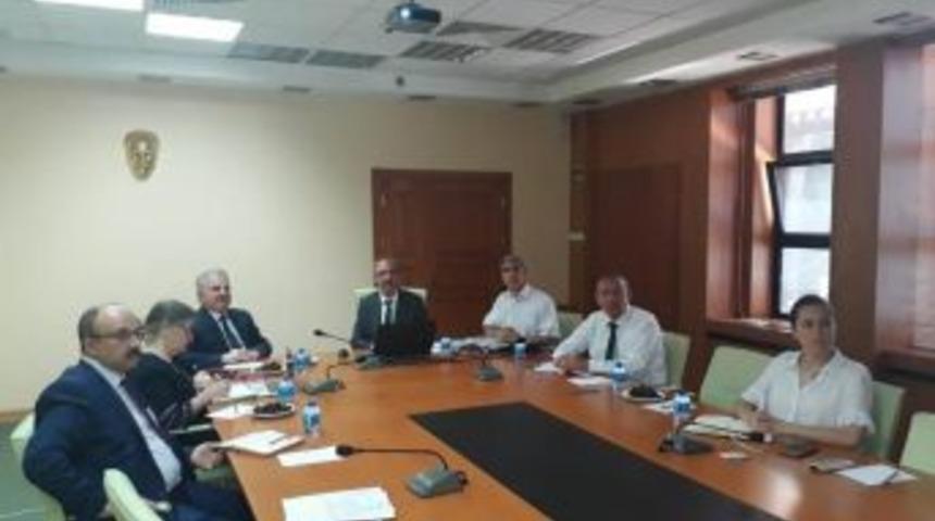 Rekt&ouml;r Karakaya, Kırşehir Ae&uuml;&rsquo;nin Başarı Yolculuğunu Y&ouml;k&rsquo;e Anlattı