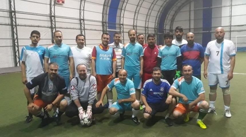 Milletvekili Gen&ccedil;lerle Ma&ccedil; Yaptı