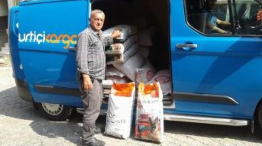 Sokak Hayvanlarına "imece" İle Mama Desteği