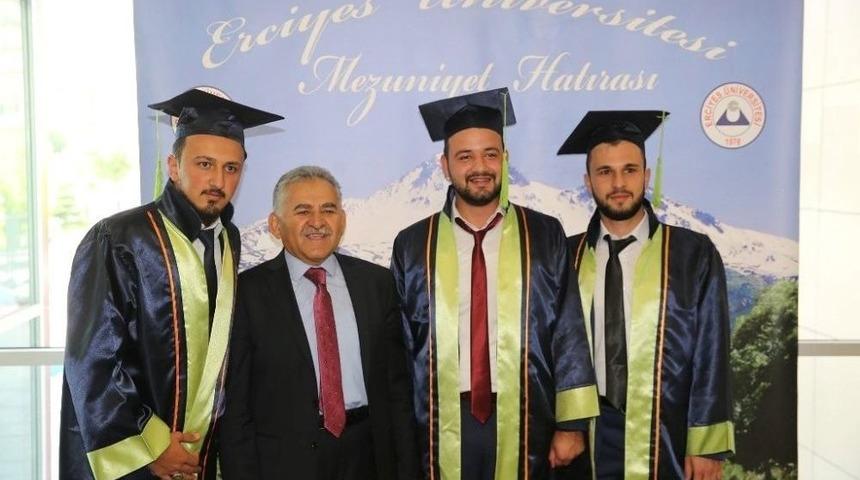 B&uuml;y&uuml;kkılı&ccedil;, "mezun Olanlar Kayseri&rsquo;nin Aslı Turizm El&ccedil;ileridir"