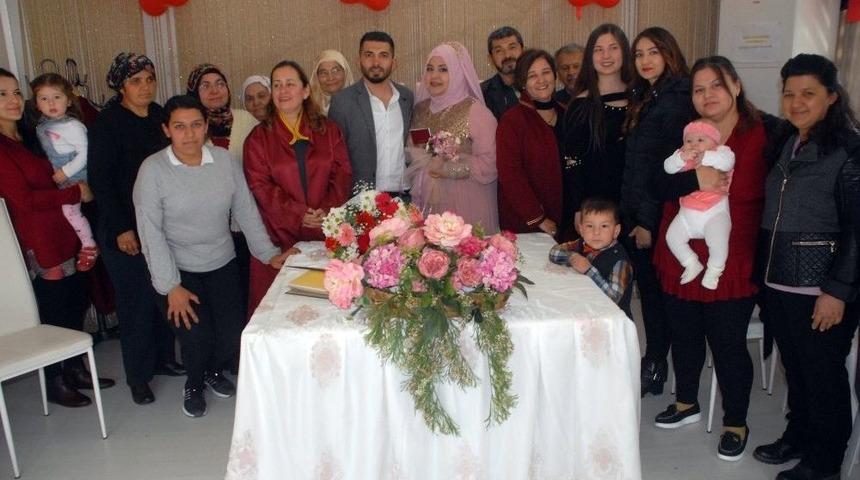 Fethiye&rsquo;de 14 Şubat&rsquo;ta 14 Nikah