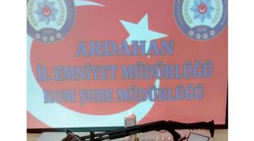 Ardahan&rsquo;da 25 Gram Kırmızı Cıva Ele Ge&ccedil;irildi