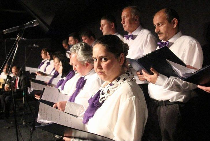 Ruh Sağlığı Merkezinde Tedavi Gören Hastalardan Gösteri G4