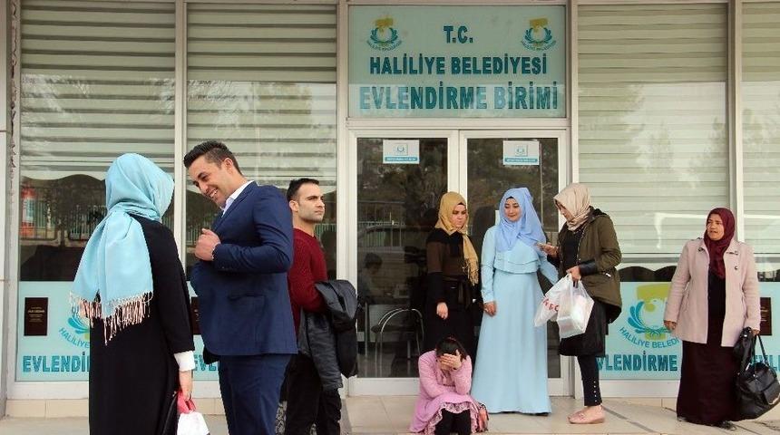 Sevgililer G&uuml;n&uuml;&rsquo;nde 38 &Ccedil;ift "evet" Dedi